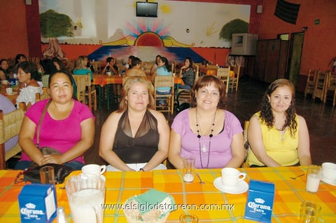 20052012 MARILú,  Lourdes, Mónica y Mónica.
