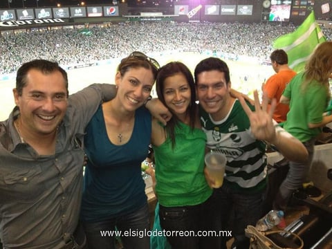 22052012 CHRISTIAN,  Leny, Martha y Salim.