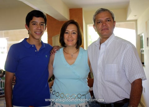 23052012 DIANA , Bety y Gloria.