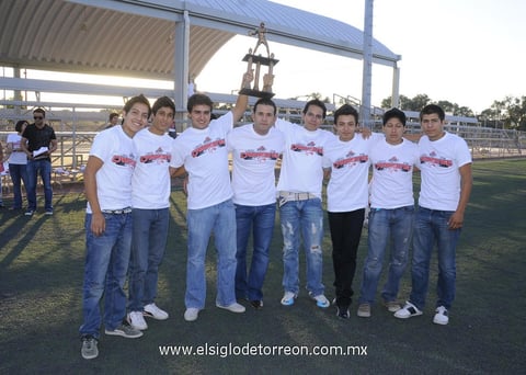 26052012 BETO , Jaime Tonathiú, Bernardo, Alejandro, Édgar, Ricardo, Rogue y Ernesto.