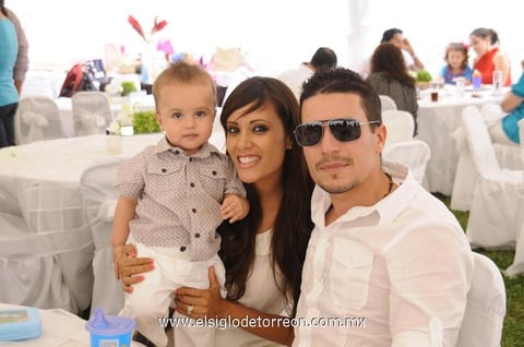 25052012 EMILIO , Emmy y Sinhué.