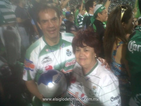 27052012 ISIDRO  y Coty Guerra, durante el partido de la gran final del Santos Laguna.