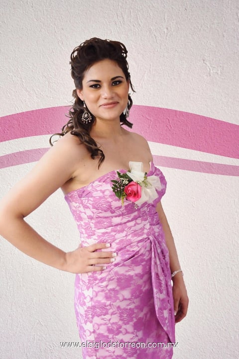 27052012 LIZETH ALEJANDRA  Martínez Méndez, contraerá matrimonio en breve por lo cual disfrutó de una despedida de soltera.- Érick Sotomayor Fotografía