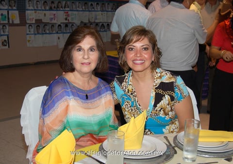 30052012 EVA  de Aranda y Nuri de Ramos.