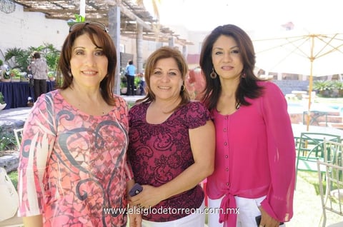 31052012 PATY , Martha y Bety.