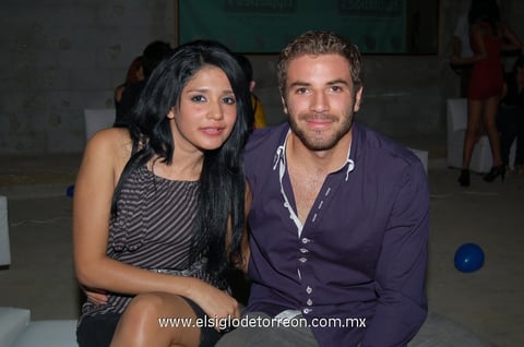 01062012 DANIELA  Álvarez y Jesús Chávez.