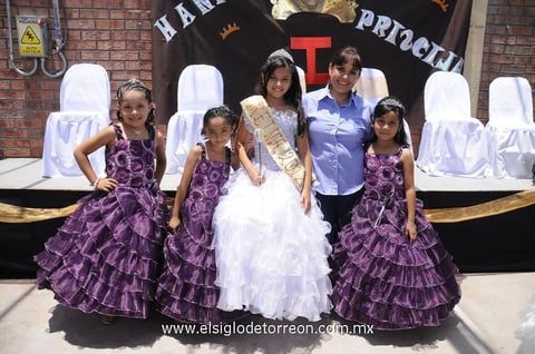 02062012 SARAHí , Mary Jose, Priscila, Linda y Citlali.