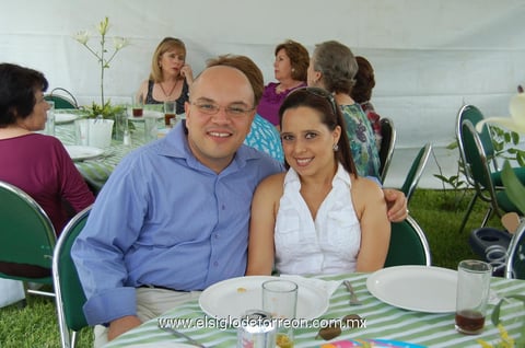 02062012 HONORIO  Alfani y Lili Pámanes.