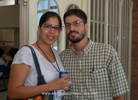 03062012 SARAí  Chávez y Armando Vargas.