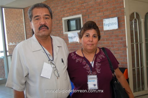 03062012 MARTíN  Camarillo y Carmen Becerra.