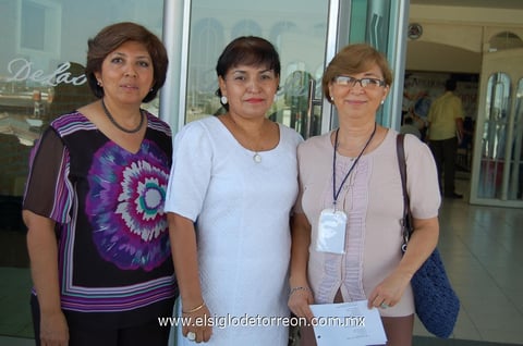 03062012 LAURA , Hilda y Betty.