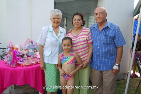 05062012 CONCHITA , Josefina, Rodolfo y Marilé.