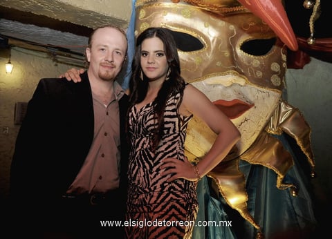 05062012 CARLOS  y Marcela.