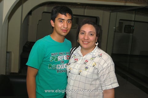 05062012 CARLOS  González y Miguel A. Silva.