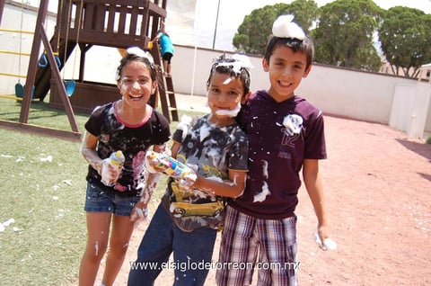 06062012 BáRBARA,  Carlos y Emiliano.