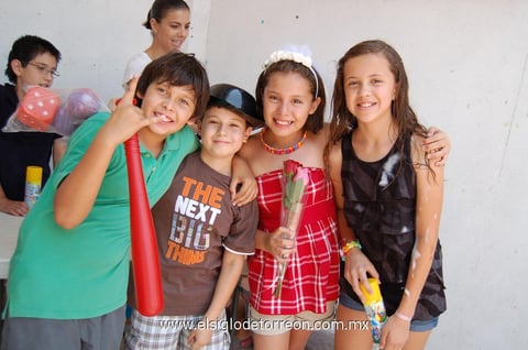 06062012 DIEGO  Mijares, Mirko Weissback, Mónica Gutiérrez y Pamela Dávila.