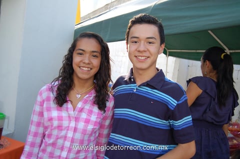 06062012 MARIFER  y Francisco.