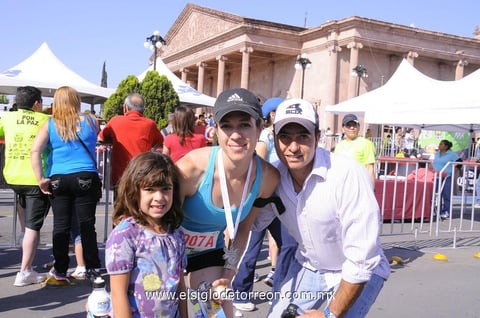 07062012 CAMILA , Elisa y Pablo Valdés.