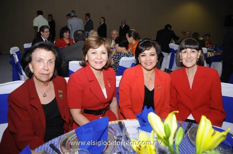 07062012 PILY , Yola, Laurita y Elva.