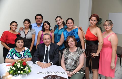 08062012 MARTHA  Silvia Argüelles e Higinio González.