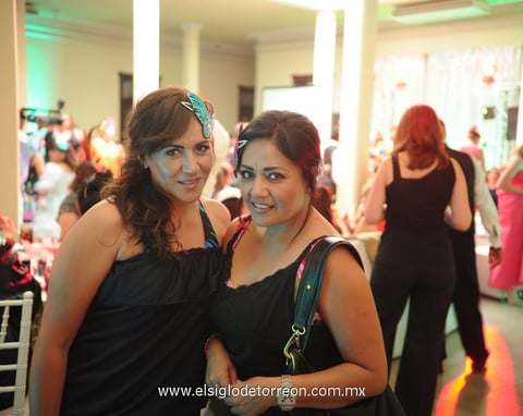 08062012 PATY  y Mayela Arreola.