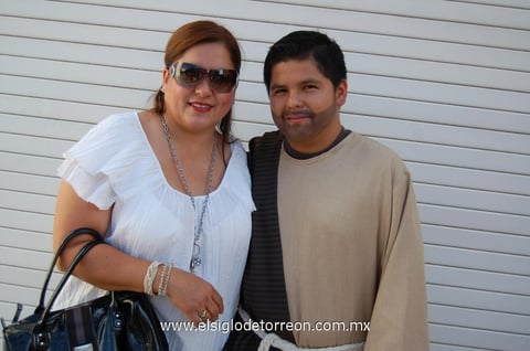10062012 LAURA  de Silva y Luis Pedro Silva.