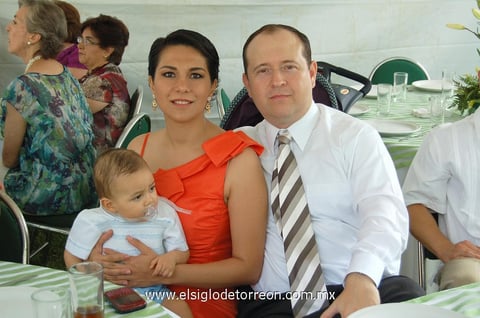 10062012 SANTIAGO,  Liliana y Carlos.