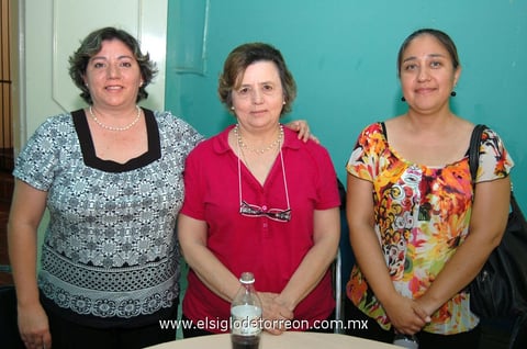 10062012 CRISTY,  Cristina y Paty.