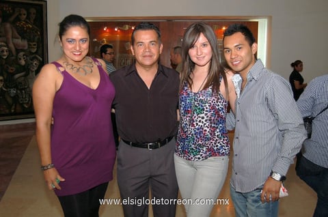 10062012 ILIANA  Hernández, Lorenzo Martín del Campo, Brenda y Manuel.