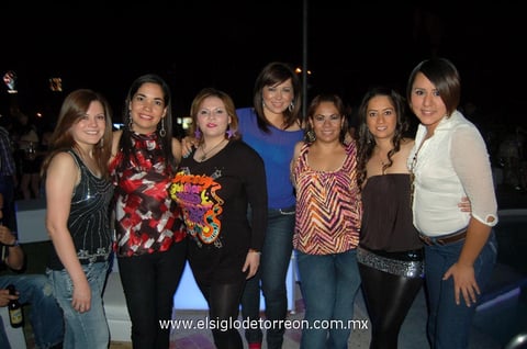 13062012 MóNICA,  Delia, Bere, Lidia, Cristy, Mónica y Aída.