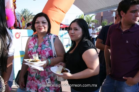 12062012 ALICIA  Reyes de Maycotte y Pamela Ortiz.