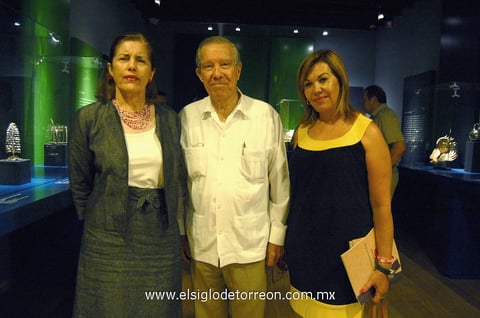 14062012 ROSARIO  Ramos, Ramón Iriarte y Cony Borrego.