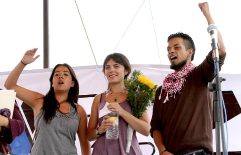 La activista chilena Camila Vallejo señaló que el actual movimiento estudiantil en México va más allá de la coyuntura electoral, pues tiene que ver más con el rol de los medios de comunicación, la democracia y el papel de la juventud.