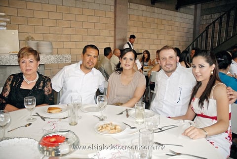 18062012 MARY  Navarro, Fer, Suly, Salomón y Liz.