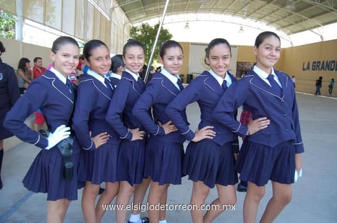 17062012 FRIDA,  Mariana, Valeria, Edith, Frida y Karol.