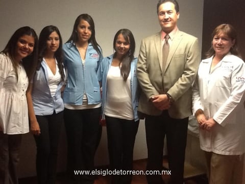 17062012 ALUMNAS  de la Primera Generación de Licenciatura en Nutrición de la Universidad del Valle de México, Campus Torreón, remodelan el área de  Nutrición del Hospital Universitario de Torreón.
