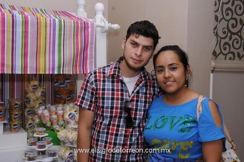 17062012 JUAN CARLOS  Carrillo y Anaís Vargas.