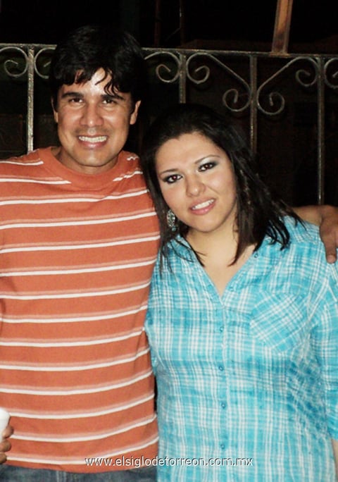 17062012 LUIS ALBERTO  Treviño Ramírez y Nadia Emilia González Calderillo.