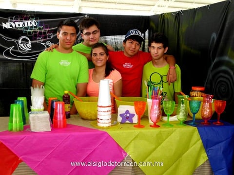 19062012 MOSTRARON  proyectos creativos y costeables.