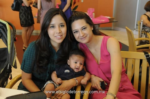 19062012 DANIELA , Diego Alfonso y Pily.