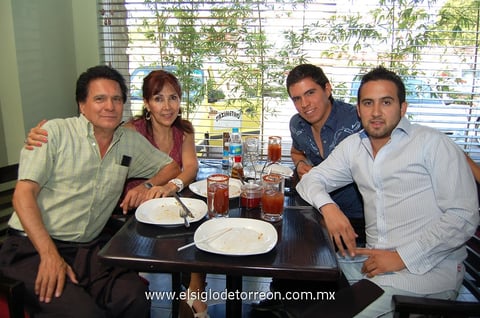 20062012 FRANCISCO , Paty, Daniel y Paco.