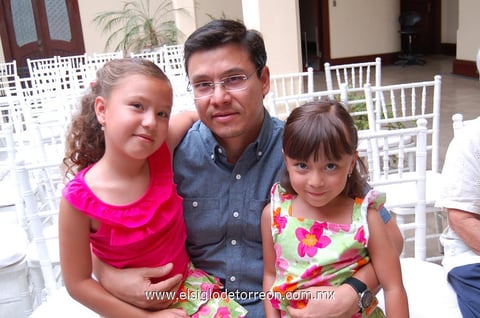 21062012 CLAUDIA , Marcos y Camila.