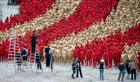 "Pronto el Salón Real se convertirá en el Salón de Tunick", dijo el fotógrafo.