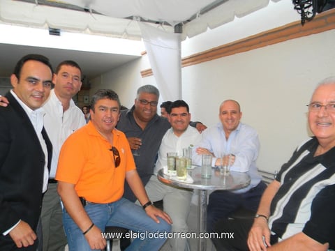 23062012 DURANTE  la inauguración se realizó un brindis de honor.