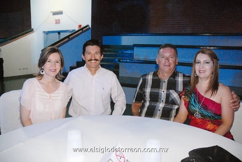 25062012 NANCY  y Paty.