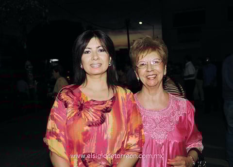 26062012 PATY  y Aurorita Máynez.
