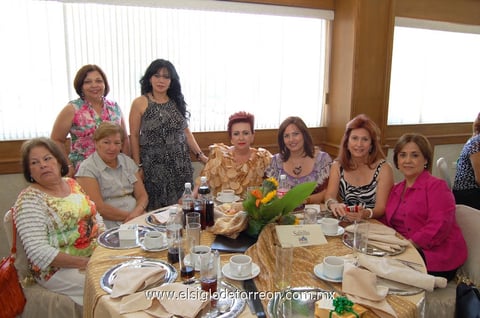 28062012 ALICIA  de Maycotte, Yolanda Torres de Álvarez, Tinita Talamás, Rebeca Rodríguez, Gloria Valdez, Katya Talamaz, Rosa Santoscoy y Ana Madero.