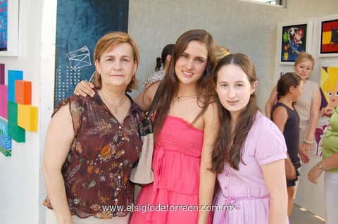 28062012 MANINA , Regina y Jimena.