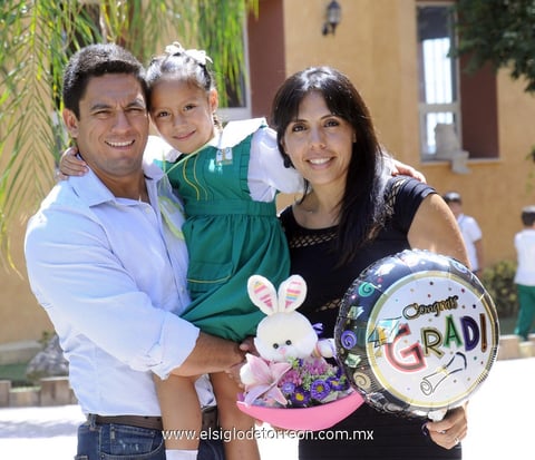 29062012 PEDRO , Nancita y Nancy.