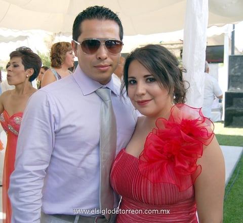 30062012 CARLOS  y Mayra.